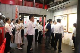 �؜ؿ���(zh��n)·�� ���L�tɫ���E�������ݵW�h֧���_(k��i)չ�tɫ���}�������(d��ng)