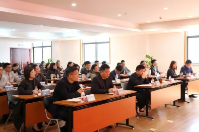 �W���F�������������_ ��(zh��n)���������³� �f(xi��)ͬ��(chu��ng)���\�l(f��)չ